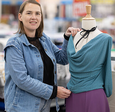 Anne-Sophie Guénot, franchisée Mondial Tissus à Langueux (Côtes-d