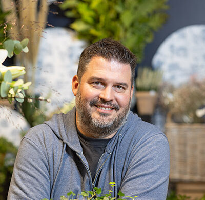 Damien Camier à la tête de 5 magasins Monceau Fleurs en Ile-de-France et dans la région bordelaise.