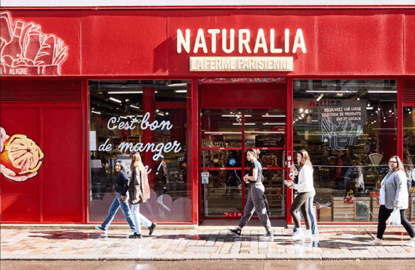 Magasin bio au concept La Ferme Naturalia à Paris-Aligre