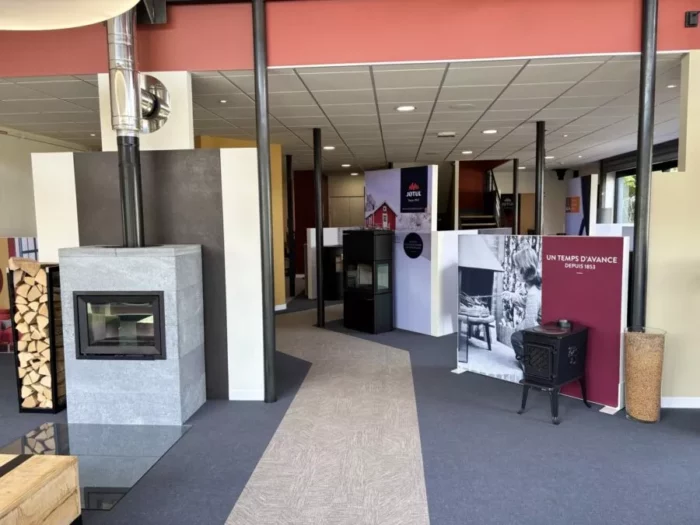 showroom-jotul-besancon-2-scaled-900×675-c-center