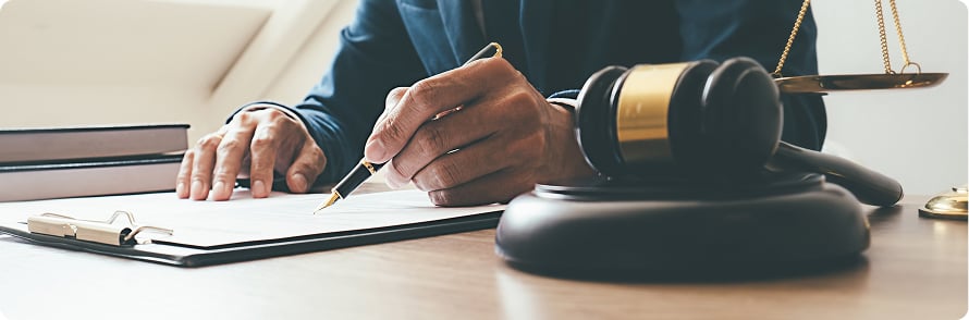 Avant de licencier un salarié, un franchiseur doit-il lui proposer un reclassement dans ses unités franchisées ?
