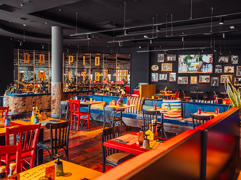 Bars-brasseries en franchise : un modèle hybride qui résiste à la crise