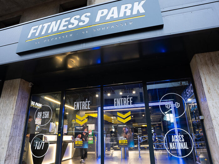 Salle de sport à l'enseigne Fitness Park à Aix-en-Provence