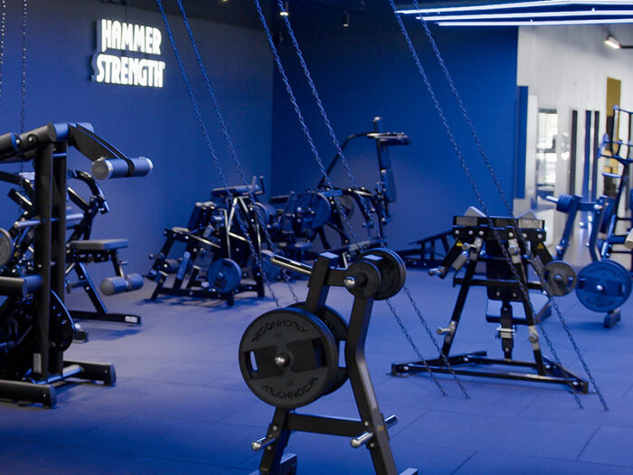 Salle de sport à l'enseigne Fitness Park à Angoulême