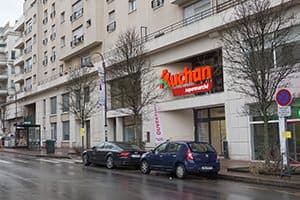 Magasin de proximité alimentaire à l'enseigne Auchan Supermarché