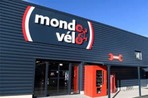 Magasin à l'enseigne Mondovelo