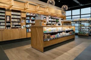 Intérieur de magasin bio à l'enseigne La Vie Claire