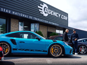 Agence de transaction automobile à l'enseigne Agency Car