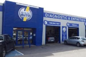 Centre d'entretien automobile à l'enseigne Etape Auto