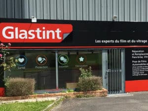 Centre de traitement des vitrages sou enseigne Glastint à Troyes