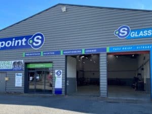Centre auto sous enseigne Point S à Coignières (78)