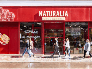 Magasin bio au concept La Ferme Naturalia à Paris-Aligre