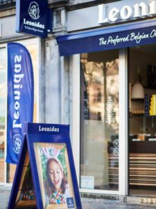 Boutique de chocolats à l'enseigne Leonidas