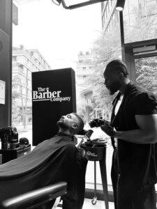 Salon de barbier à l'enseigne The Barber Company (groupe Provalliance)