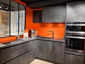 Nouveau concept de magasin Cuisines Aviva en franchise à Paris 13