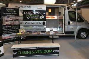 Camion-magasin en franchise à l'enseigne Cuisines Venidom