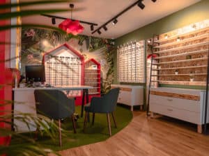 Magasin d'optique à l'enseigne Lissac