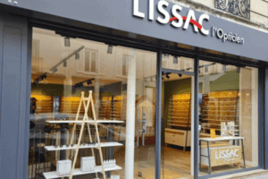 Magasin d'optique à l'enseigne Lissac