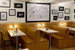 Salle de restaurant à l'enseigne Blend