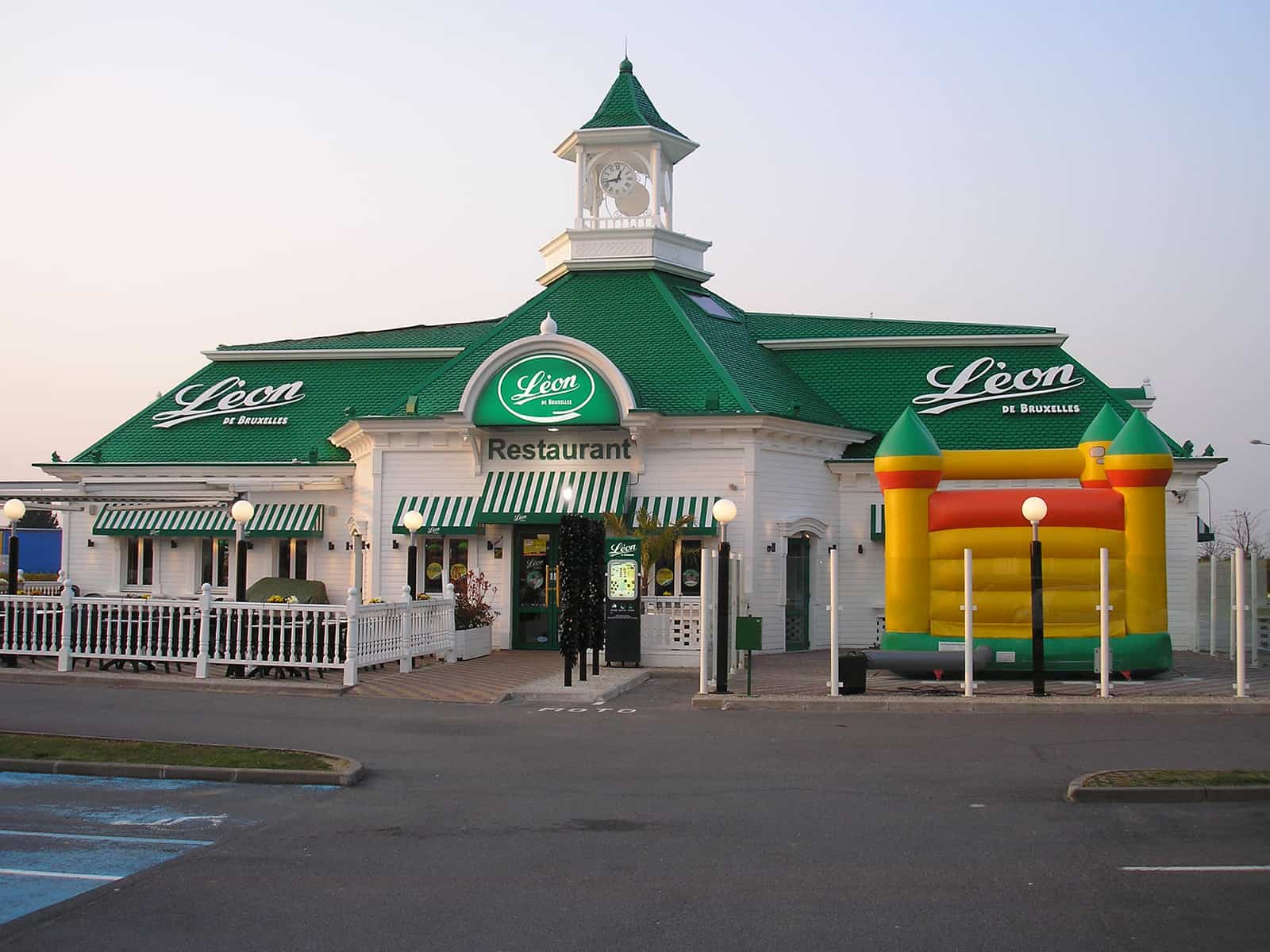 Franchise restaurant : Groupe Bertrand veut racheter Léon de Bruxelles