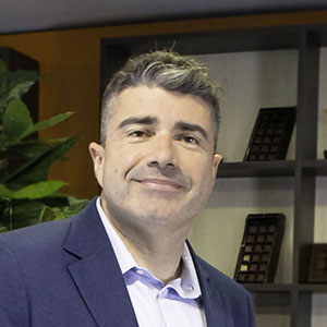 Yann Fourtet, Responsable réseau franchise, Yves Thuriès