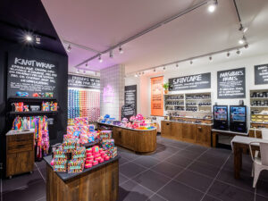 Boutique de cosmétiques à l'enseigne Lush