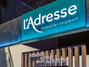 Nouveau concept d'agence immobilière L'Adresse