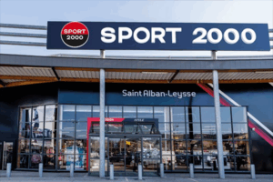 Magasin de sport à l'enseigne Sport 2000 à Saint Alban-Leysse
