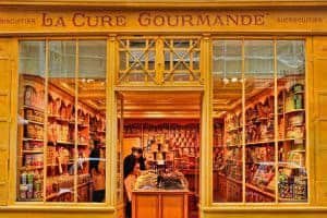 franchise-mag-LA-CURE-GOURMANDE-exterieur-300×200