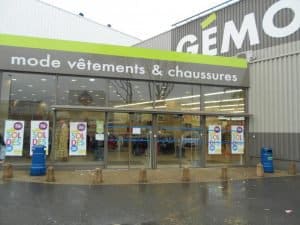 Extrerieur d'un magasin Gémo