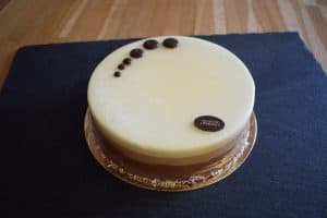 DEMEUSY patisserie-entremets-mousse-3-chocolats-1